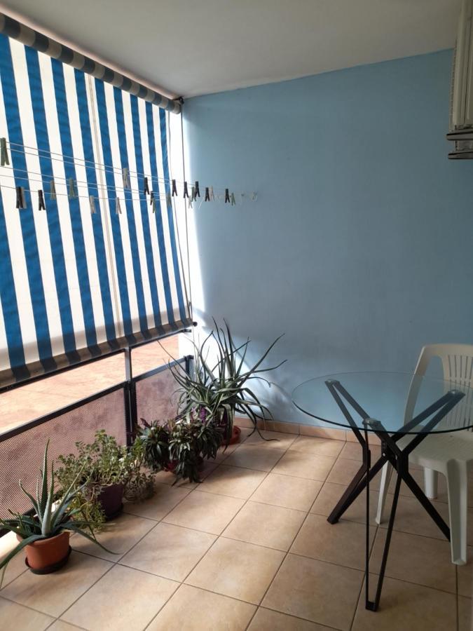 Appartement T3 Proche Aeroport Et Nordev Sainte-Clotilde Exteriör bild
